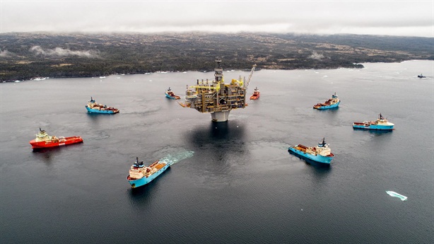 Gã khổng lồ ExxonMobil của Mỹ giảm sản lượng