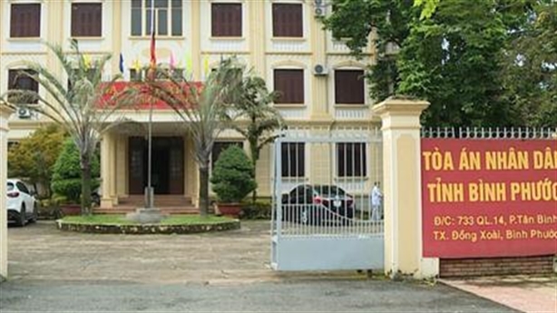 Tử tự tại trụ sở tòa án: Kháng nghị 6 điểm mờ